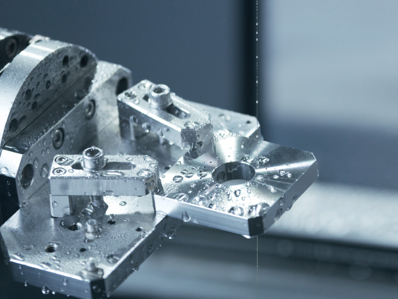 Wire break point insertion even on thick and ­interrupted workpieces.