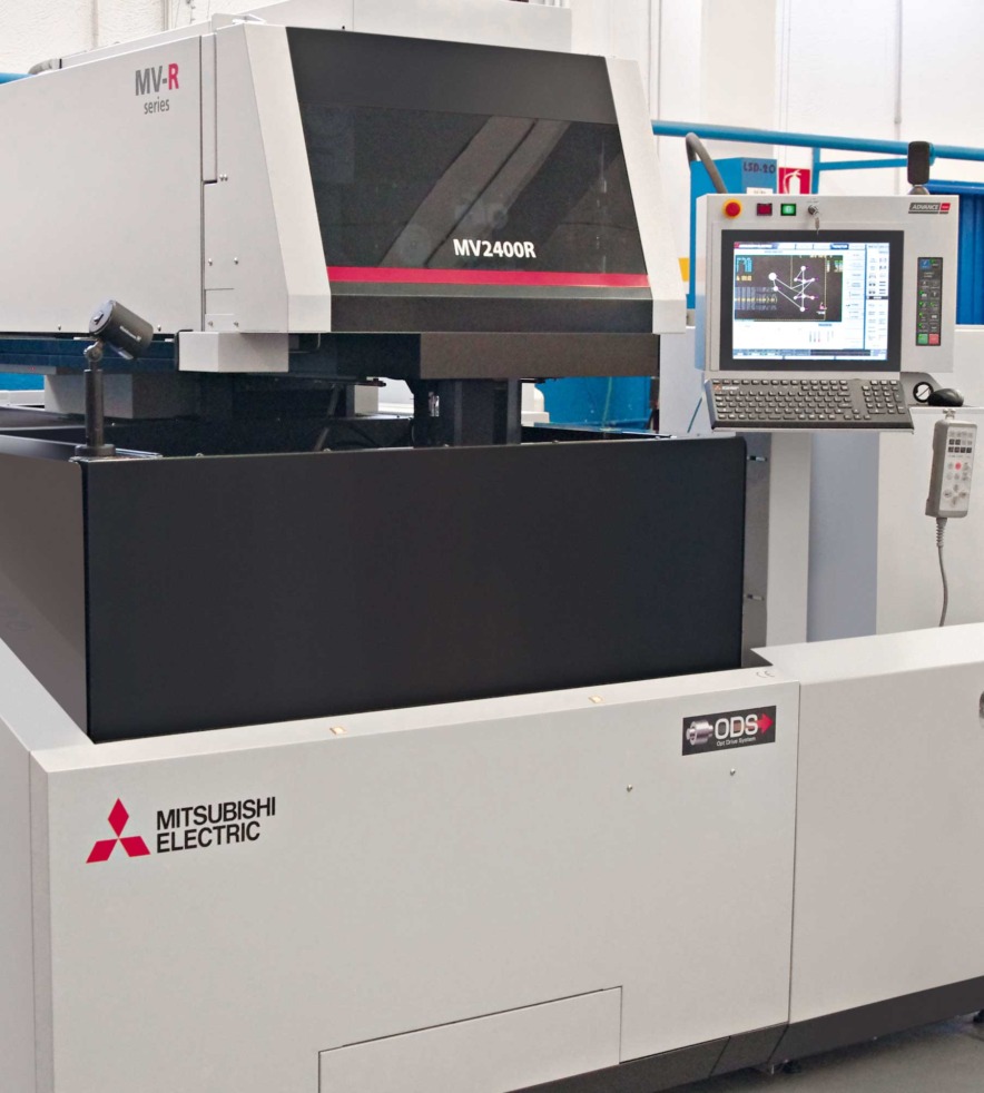 The MV2400R wire EDM machine at DTM in Badalona produces mould inserts with precision and value for money.
