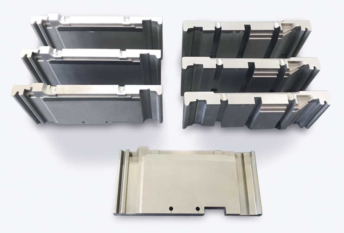 Mould inserts produced on the NA1200 Essence and EA8PV Advance.