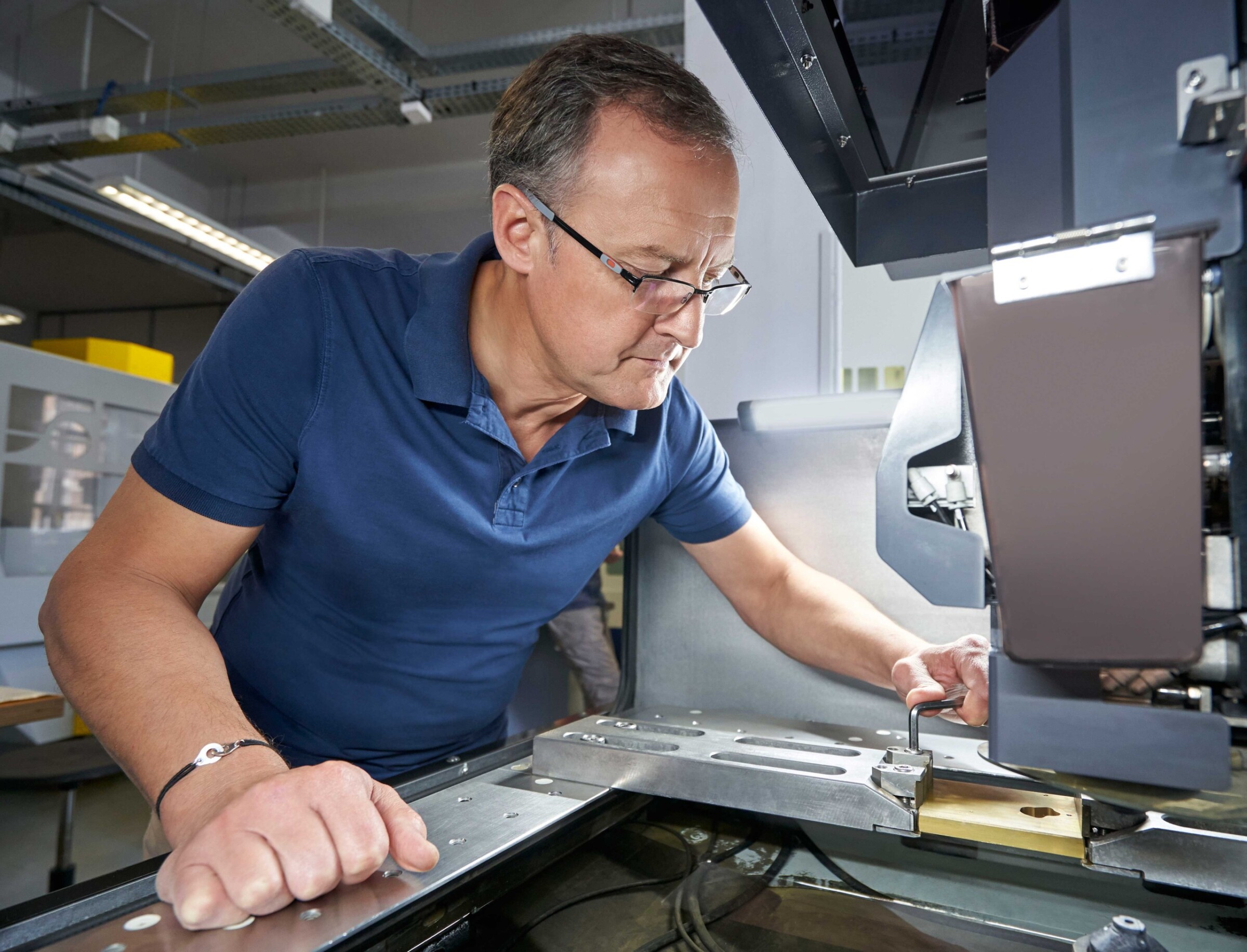 High concentration while Savonneau operates the MV1200R