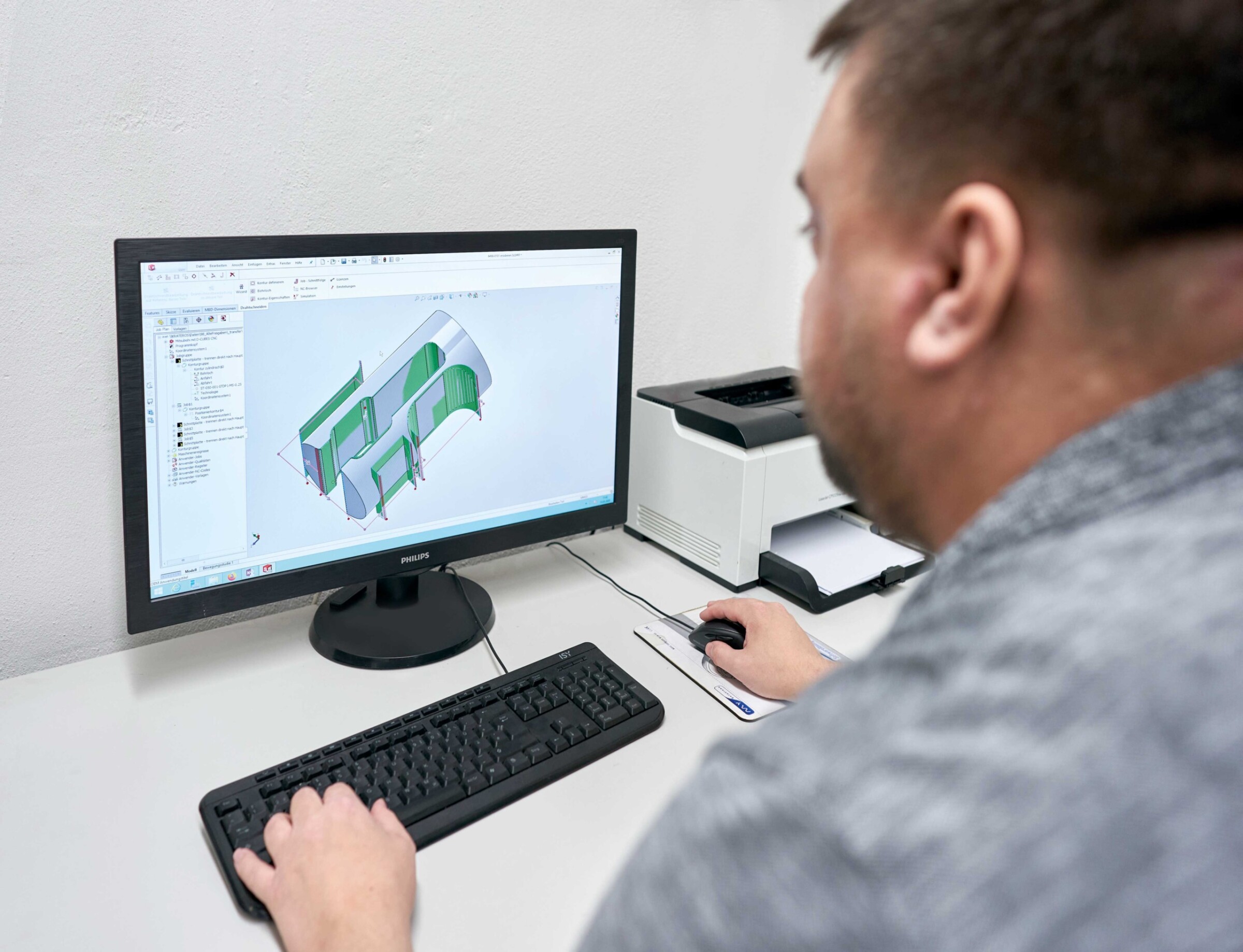 The datasets of NC programs for wire EDM are generated at the ­programming station from 3D models.