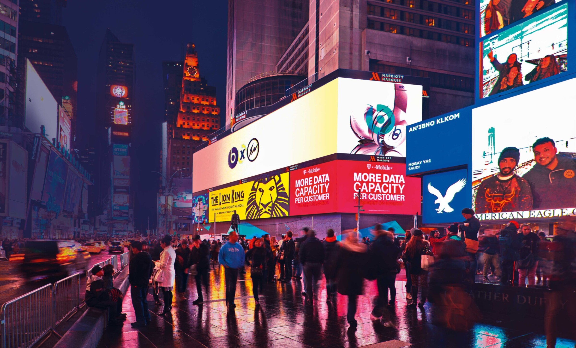 World’s largest Ultra HD video screen installed in New York’s Times Square: 2014 – 23.8 million pixels, 4064 screen diagonal