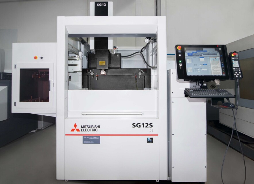SG12S Mitsubishi Electric die-sinking EDM machine. Compact and user-friendly design.