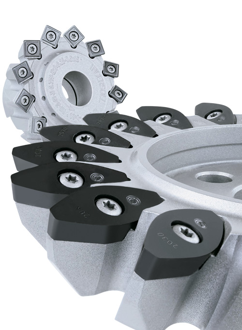 Hob wheel loaded with indexable inserts